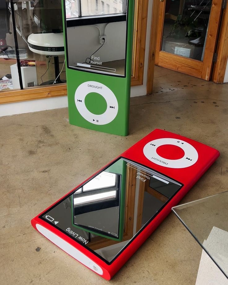 Retro Beats" Iconic Music Player Mirror /150:85cm